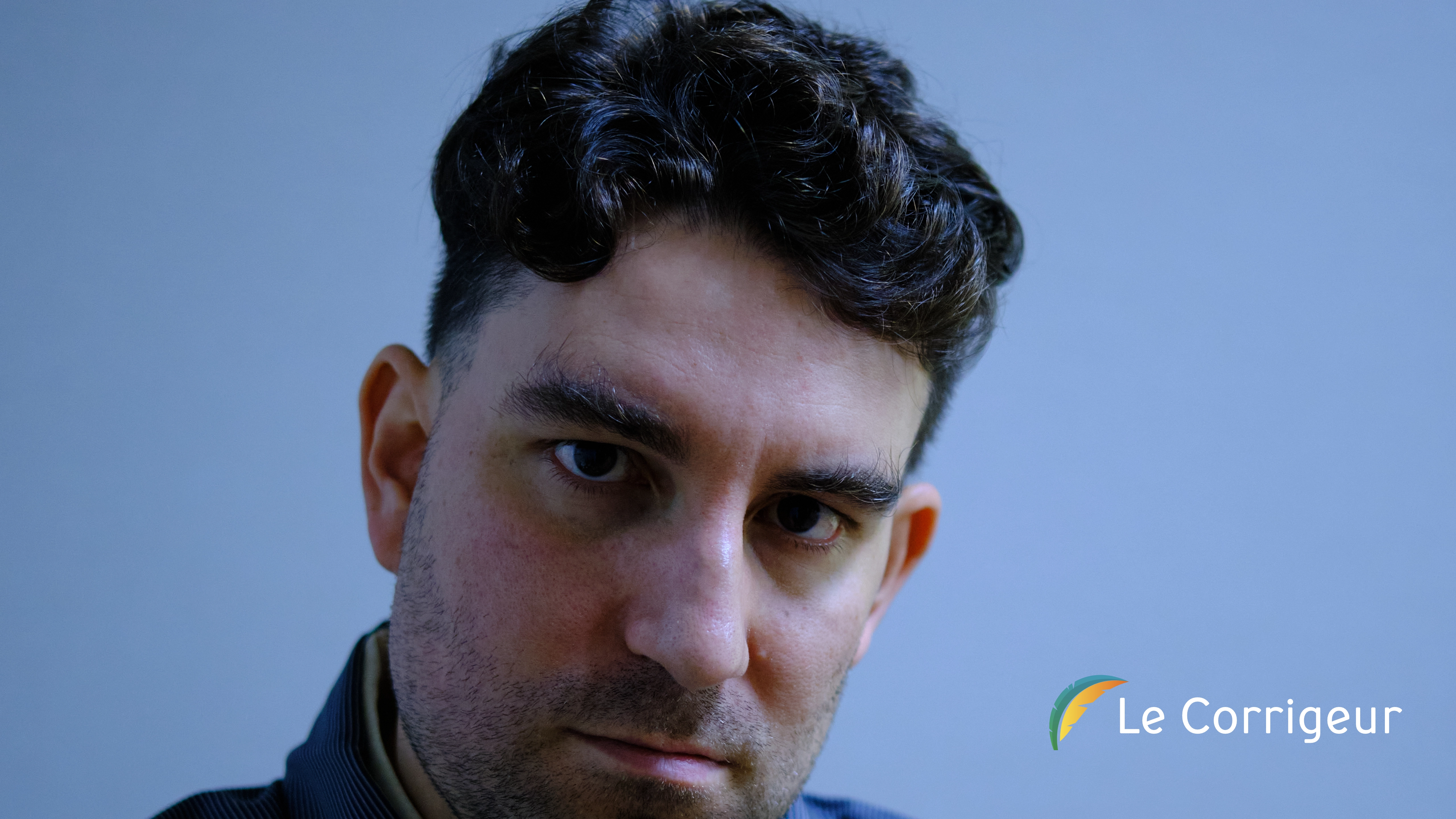 Photographie de portrait de l’auteur Bastian Florian Rohr.