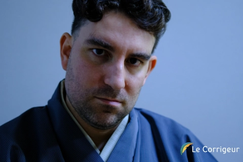 Photographie de portrait de l’auteur Bastian Florian Rohr.